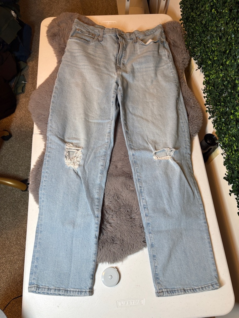Madewell Distressed The Perfect Vintage Straight Jean Size 30 - Picture 5 of 5